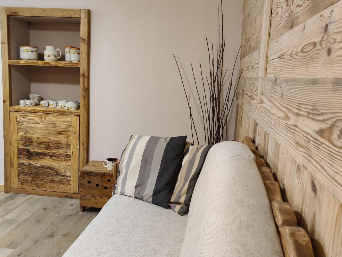 Au Fond Du Bourg Apartman Aosta Kültér fotó