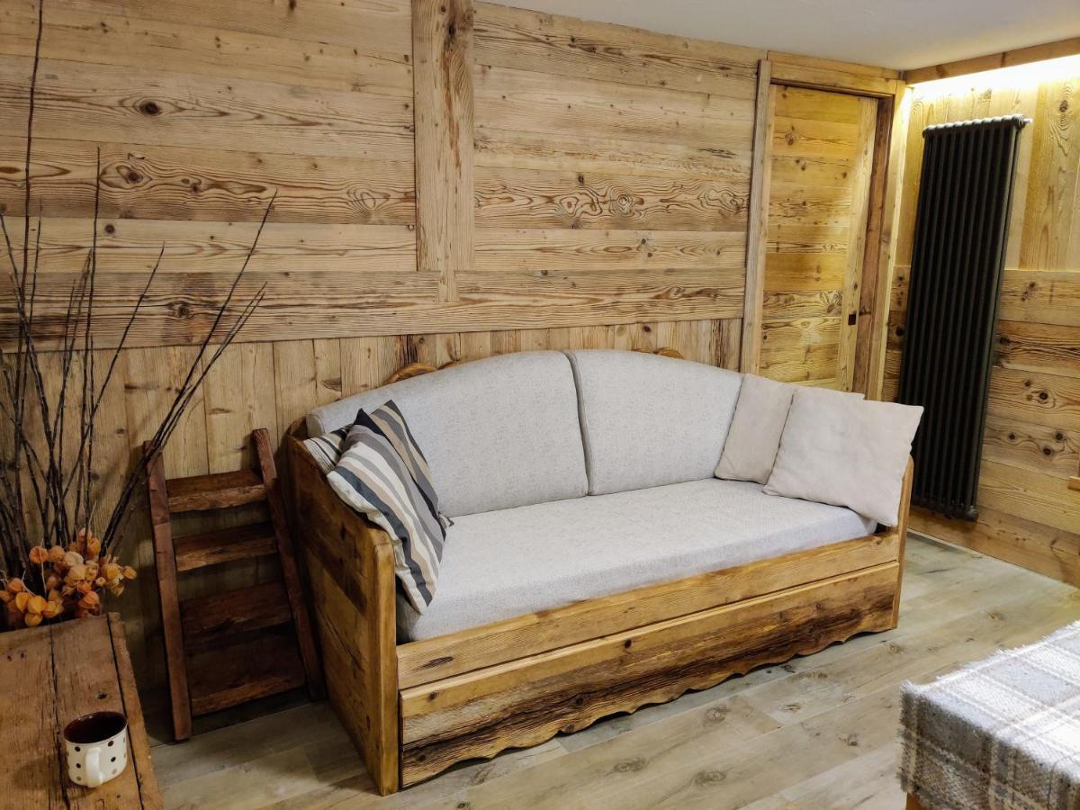 Au Fond Du Bourg Apartman Aosta Kültér fotó